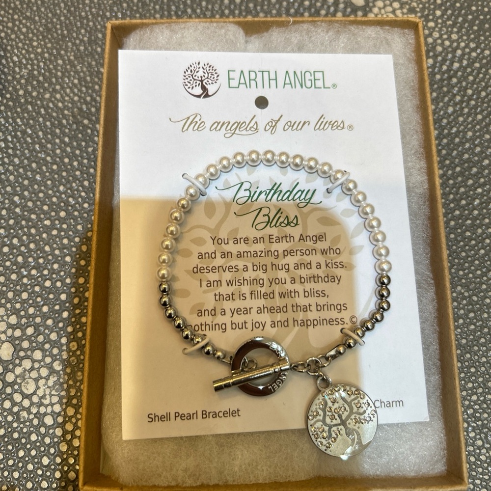 Earth Angel Shell Pearl Bracelet Birthday Bliss “The Angels Of Our Lives”